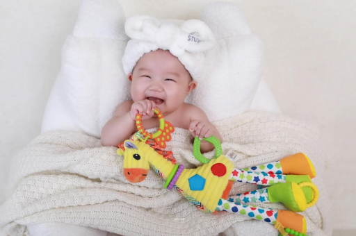 枣庄1岁宝宝流鼻涕打喷嚏